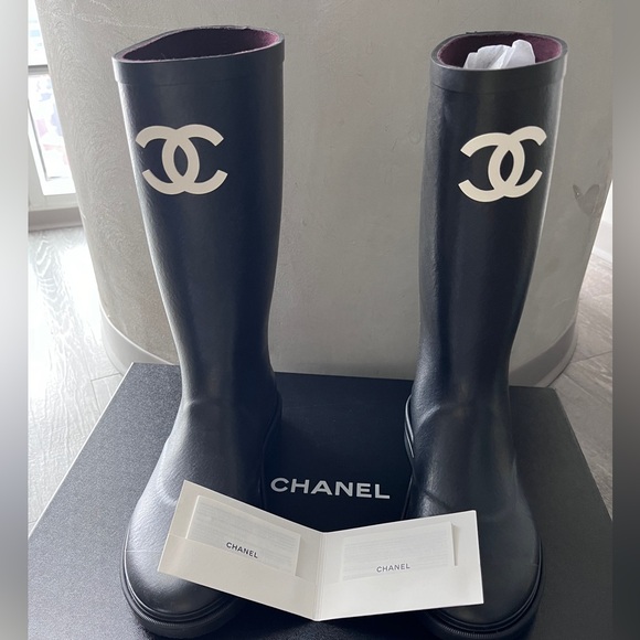 Chanel Black Rain Boots - Picture 9 of 15